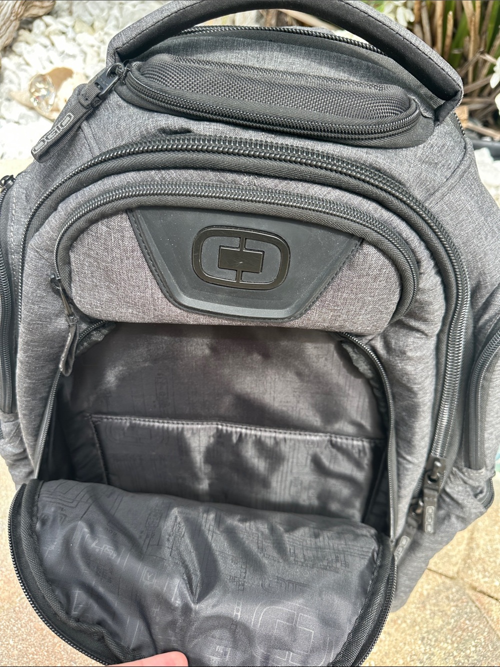 OGIO Renegade (Charcoal Gray) Backpack - Picture 5 of 5